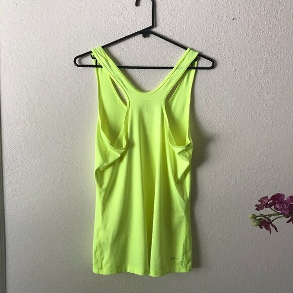 Nike Pro Lime Green Activewear Sleeveless Top - Picture 9 of 10